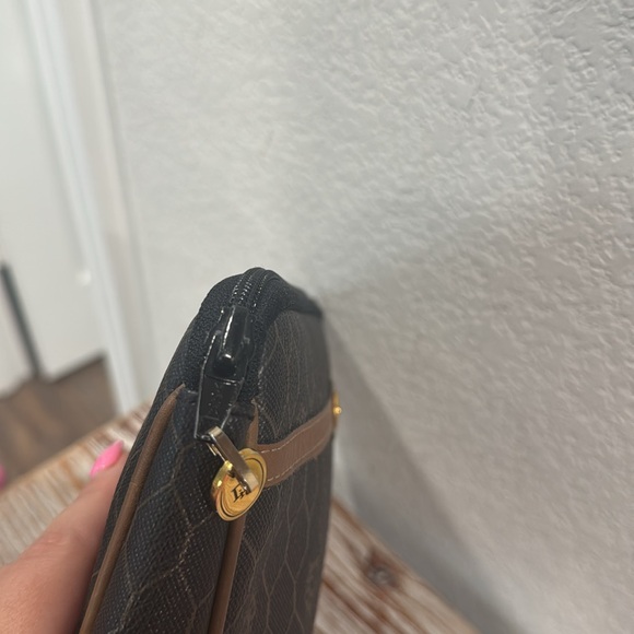 Dior Clutch - Picture 6 of 9